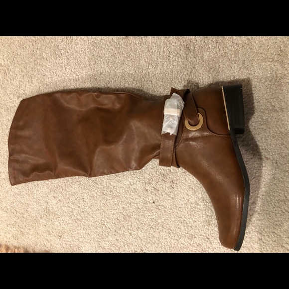 Boots - Picture 2 of 2